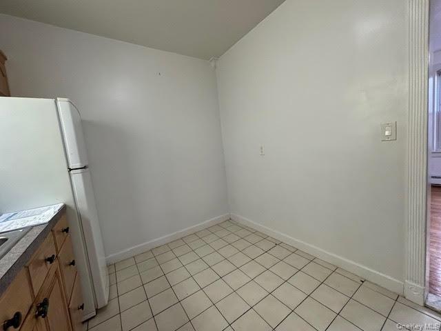 Building Photo - 48 Huber Pl