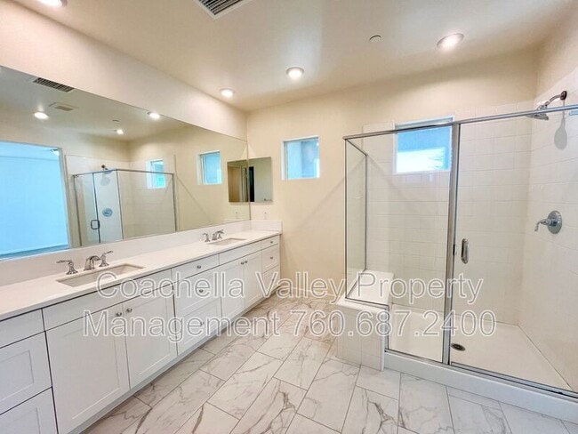 Building Photo - 84443 Passagio Lago Way