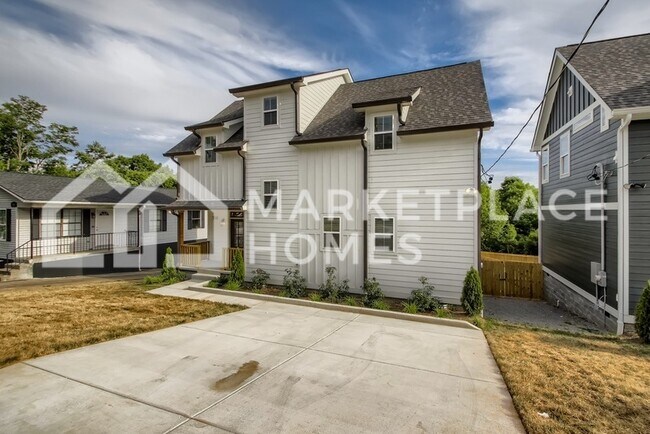 Building Photo - 518 Yokley Rd