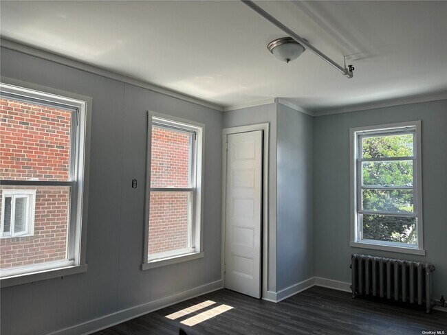 Building Photo - 161 Beach 120th St