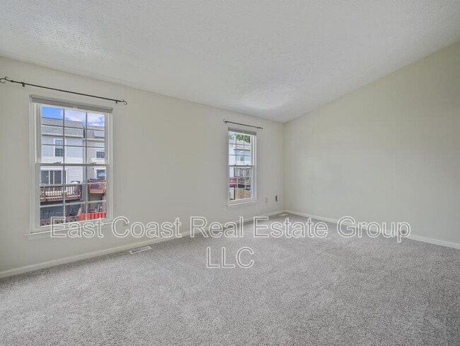 Building Photo - 6786 Wood Duck Ct