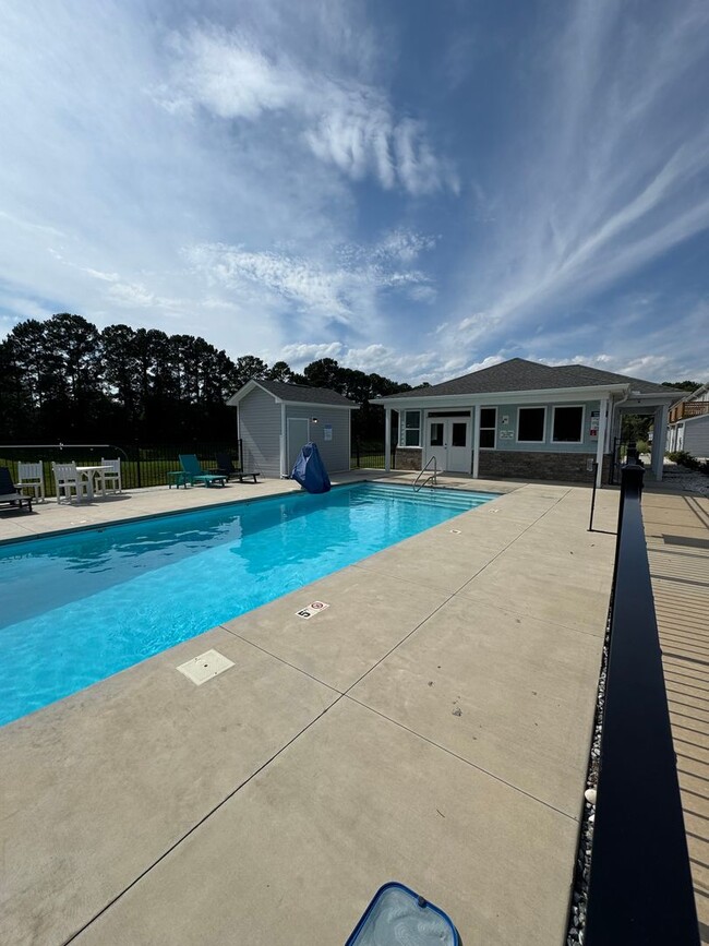 Building Photo - Stunning New Construction Townhome Availab...