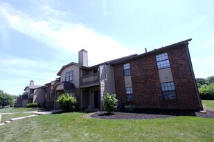 Building Photo - Cross Lakes Apartments