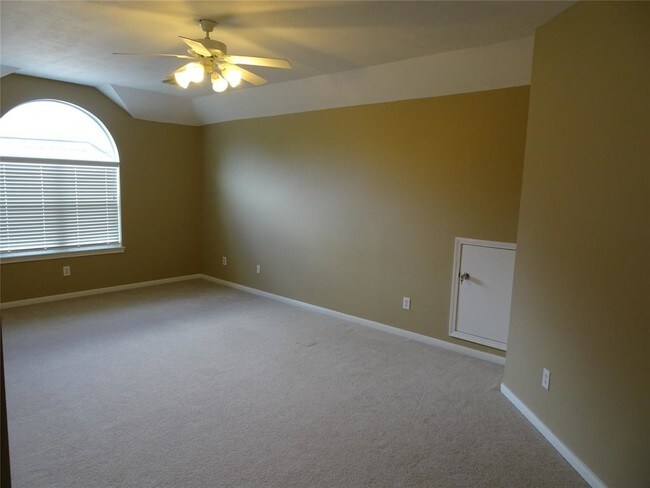 Building Photo - 12431 Aliso Bend Ln