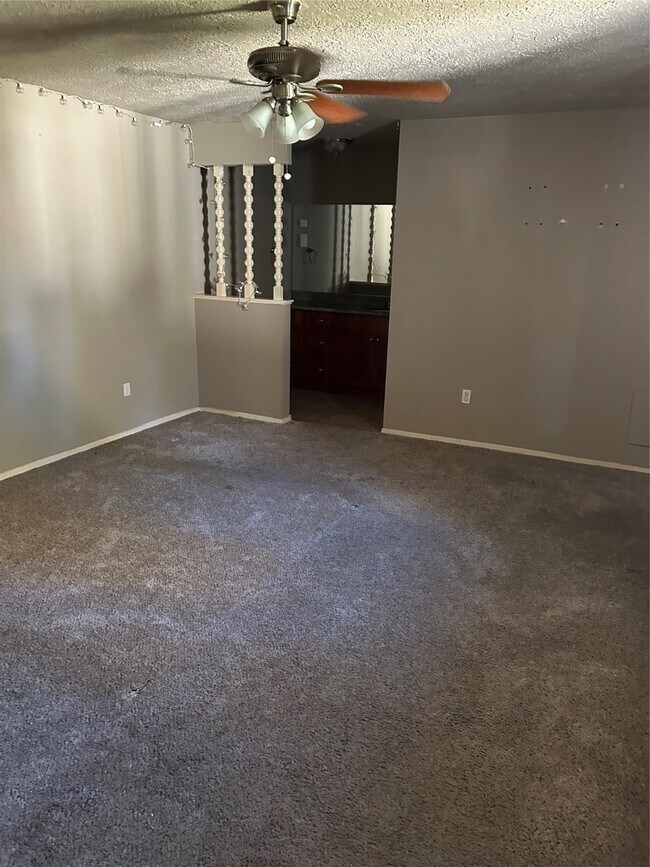 Building Photo - 23119 Tree Bright Ln