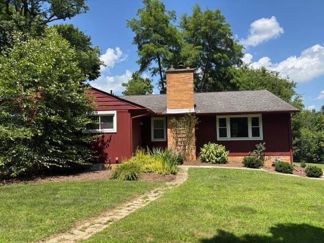 Building Photo - 580 Riverview Dr