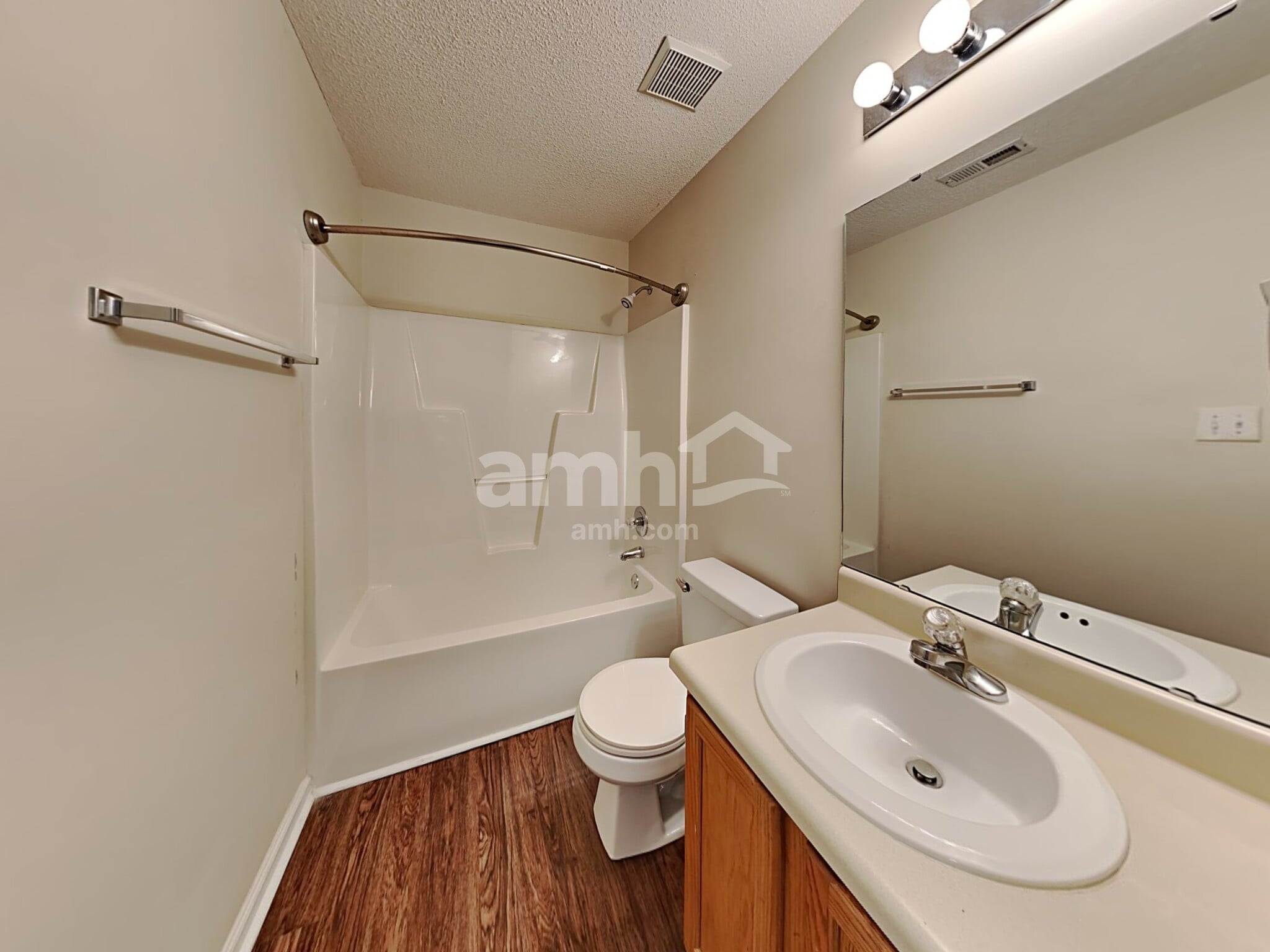 Building Photo - 2417 Appalachian Dr