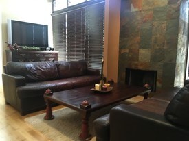 Building Photo - 5151 Balboa Blvd