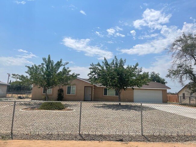 Primary Photo - Charming Three Bedrooms, 2 Bathrooms Home In Apple Valley, Fully Fenced & Cross Fenced,