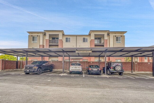 Building Photo - $1,775 - 2 Bed, 2 Bath Condo in Aurora with Central AC, and In Unit Laundry!