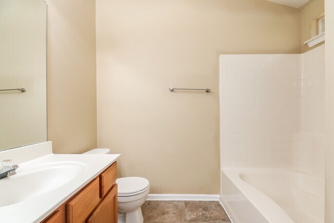 Building Photo - 1130 Eatonton Way