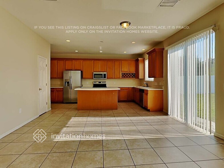 Building Photo - 10604 Bamboo Rod Cir