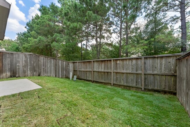 Building Photo - 31 Aventura Pl