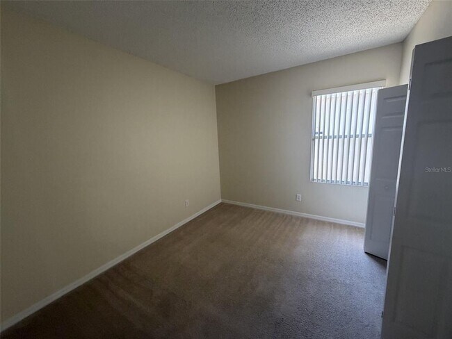 Building Photo - 311 Sunset View Dr