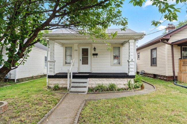 Primary Photo - Charming 2-Bedroom Home with Fenced Yard –...