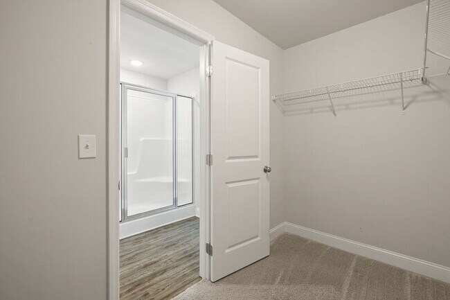 Building Photo - 236 Cherry Laurel Dr
