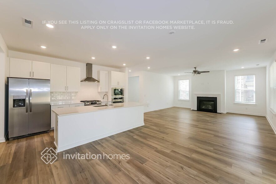 Building Photo - 208 Crown Gdns Ct