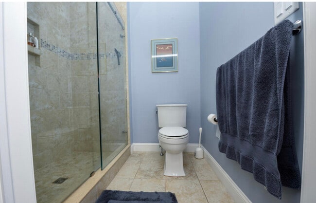 Building Photo - 17 Chapel St