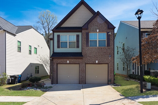 Building Photo - 4010 Lake Manor Way