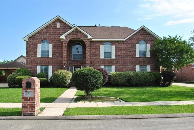 Primary Photo - 2111 Paintbrush Ave
