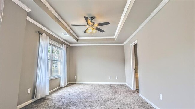Building Photo - 3668 Acorn Dr
