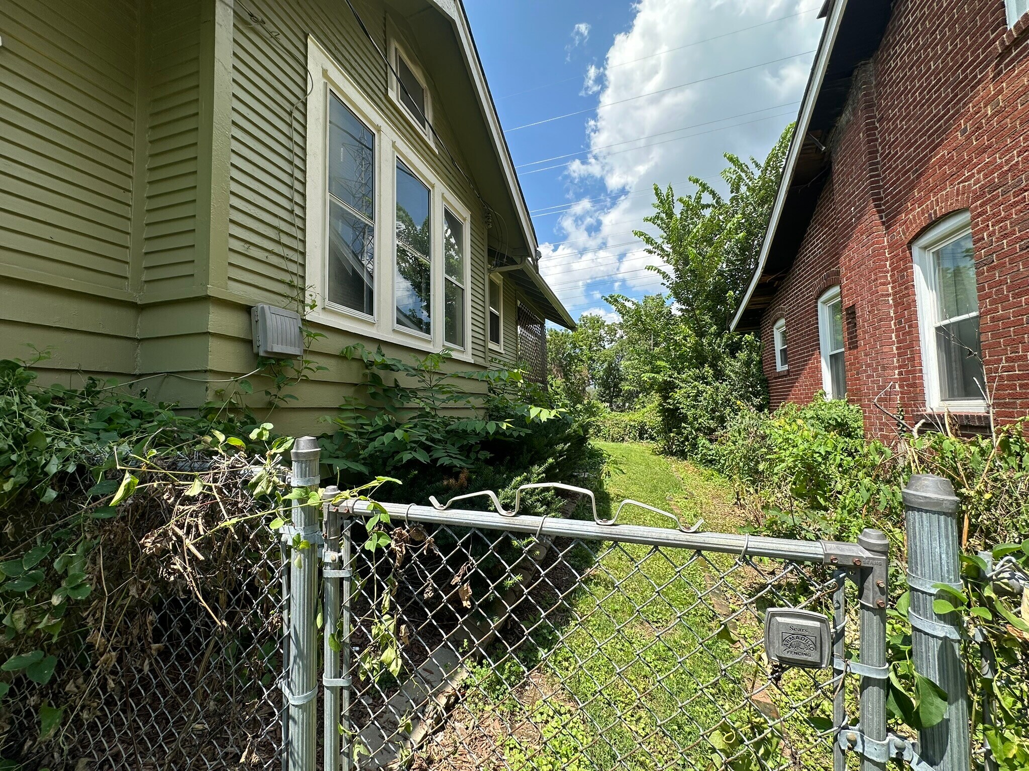 Building Photo - 7509 Trenton Ave