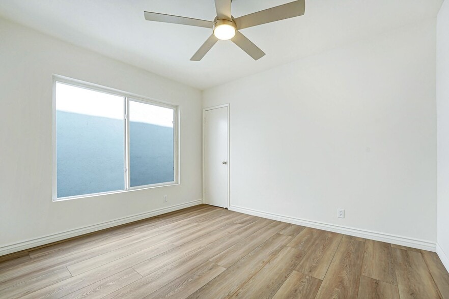 Building Photo - 1010 Pico Blvd