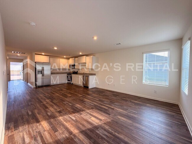 Building Photo - New Construction & Modern Living in Sandy Ridge!