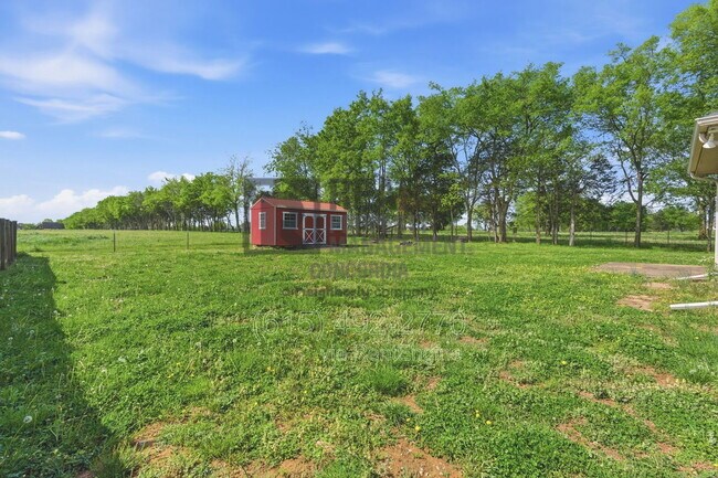 Building Photo - 1934 Mural Ln