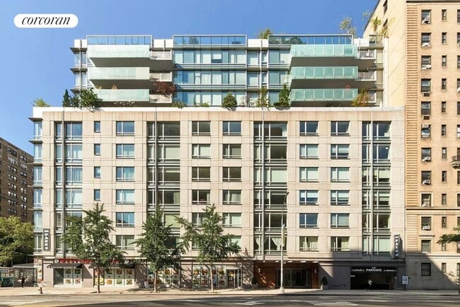 Building Photo - 545 W 110th St