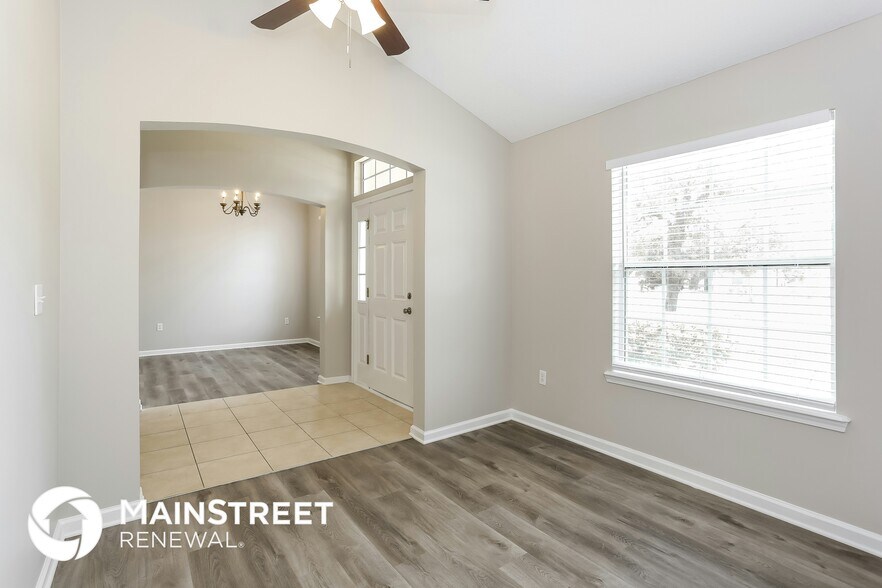 Building Photo - 845 Corsica Ln