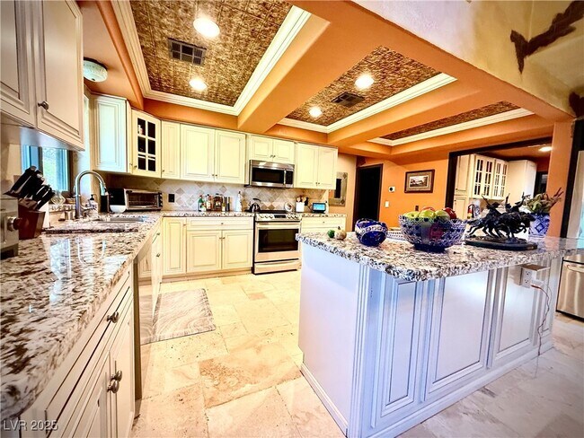 Building Photo - 6500 Bullring Ln