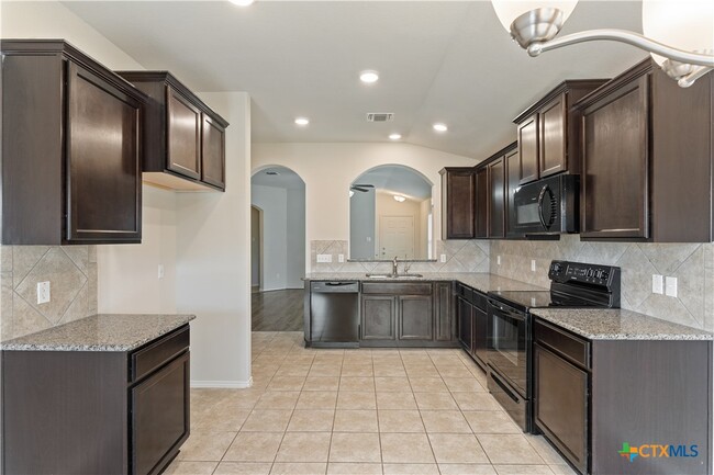 Building Photo - 6313 Dorothy Muree Dr