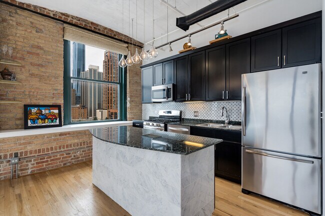 Building Photo - 1322 S Wabash Ave