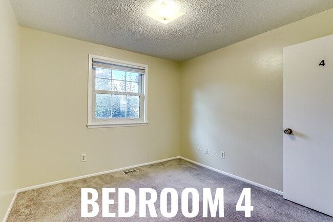 Building Photo - 15054 E Dartmouth Ave