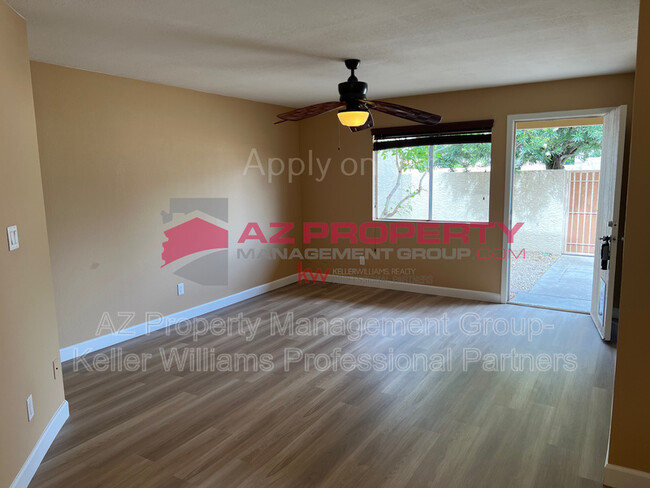 Building Photo - 4766 W New World Dr