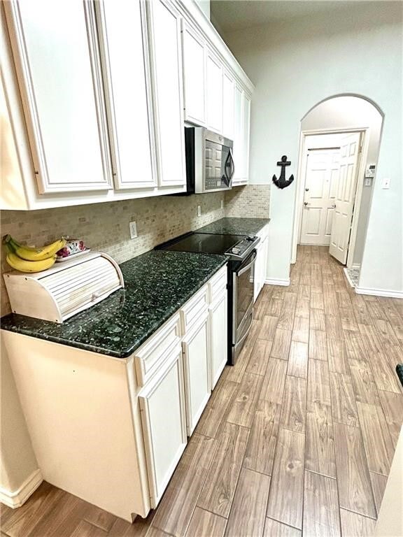 Building Photo - 7005 Vineyard Dr