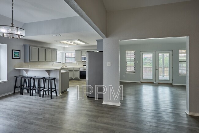 Building Photo - 1813 Lazy Lake Dr