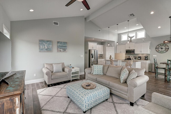 Building Photo - 409 Paradise Pointe Dr