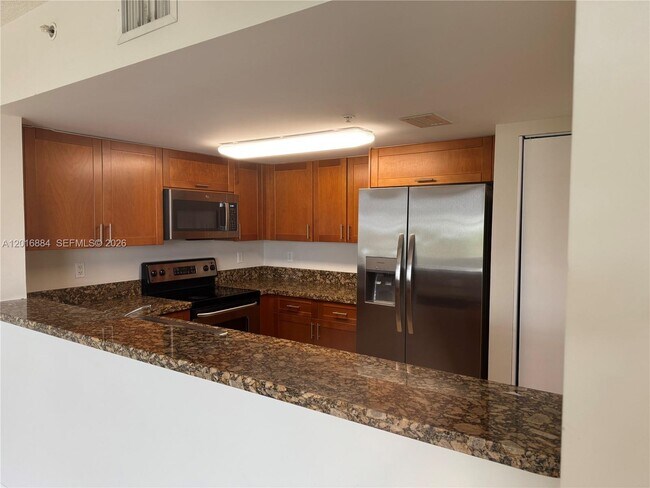 Building Photo - 1555 N Treasure Dr