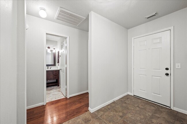 Building Photo - 17535 Prospect Meadows Dr