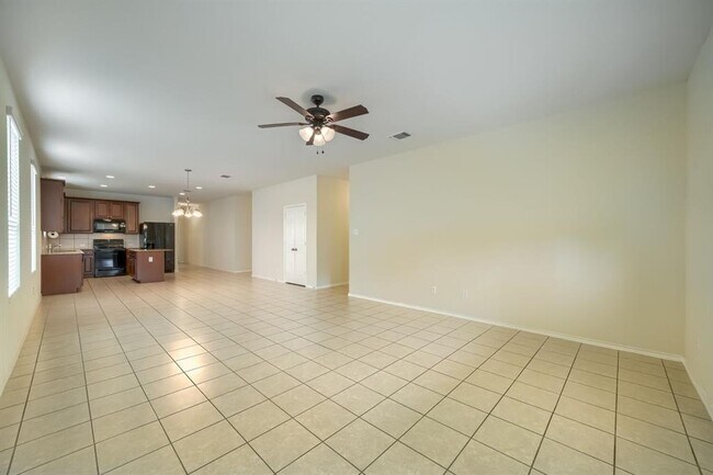 Building Photo - 616 Sonterra Blvd