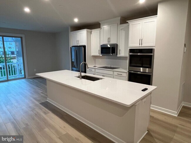 Building Photo - 13670 Cobble Lp