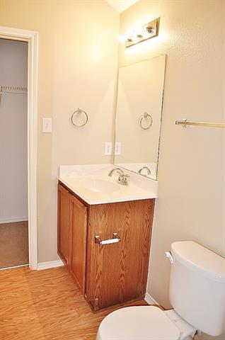 Building Photo - 9713 Brierwood Ln