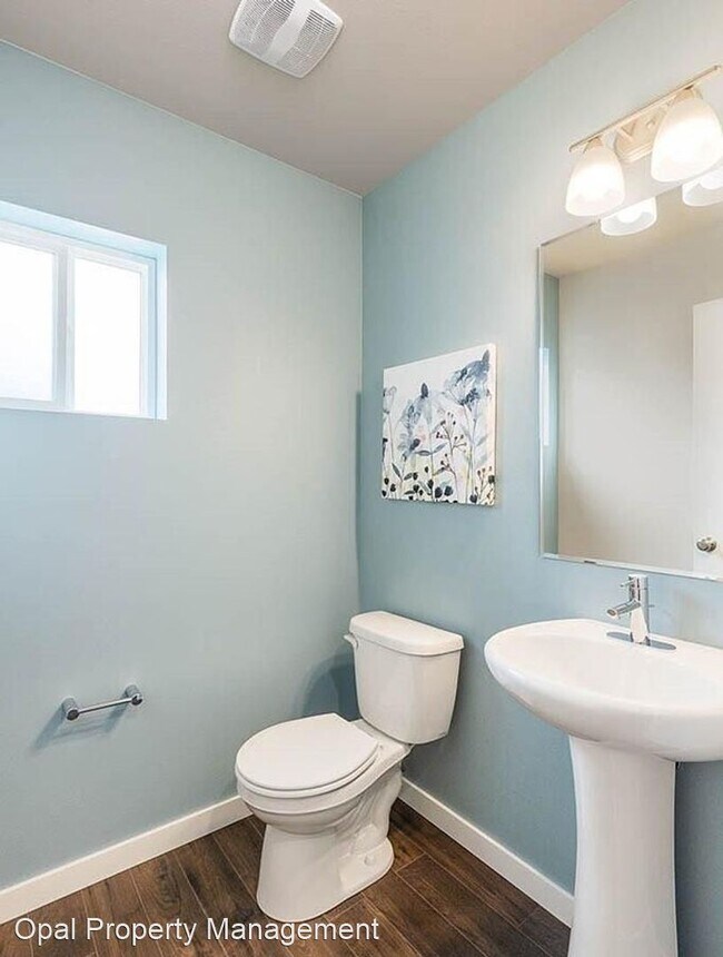 Building Photo - 4 br, 2.5 bath House - 8652 54th St NE