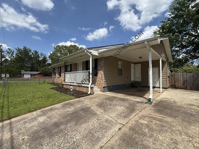 Building Photo - 1001 Ferrell Dr