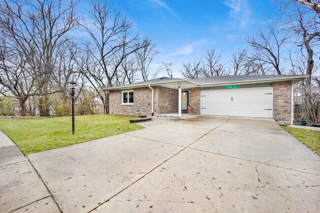 Building Photo - 3134 Scenicwood Ln