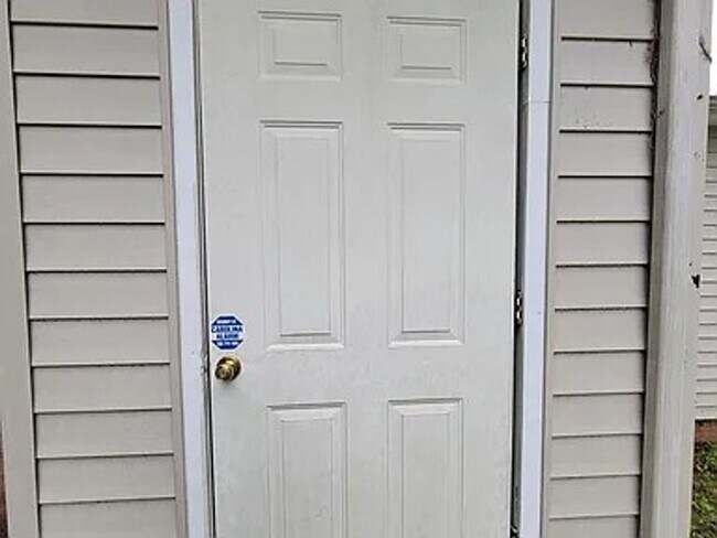 Building Photo - Now Available – Beautifully Remodeled 3BR Home Near Downtown Winston-Salem