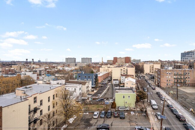 Building Photo - 43-49-49 Van Wagenen Ave