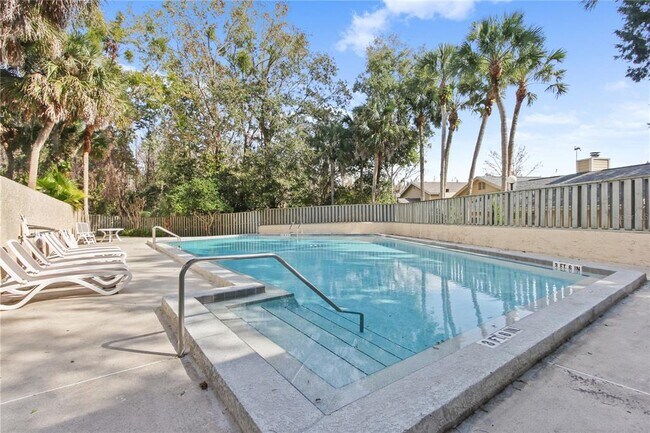 Building Photo - 204 Tomoka Trail